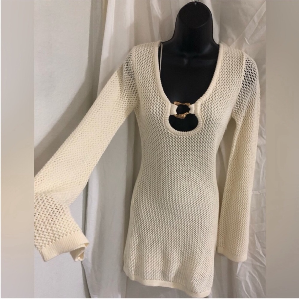 Cream crochet mesh style bell sleeve crochet gold cuff dress size XS brand new